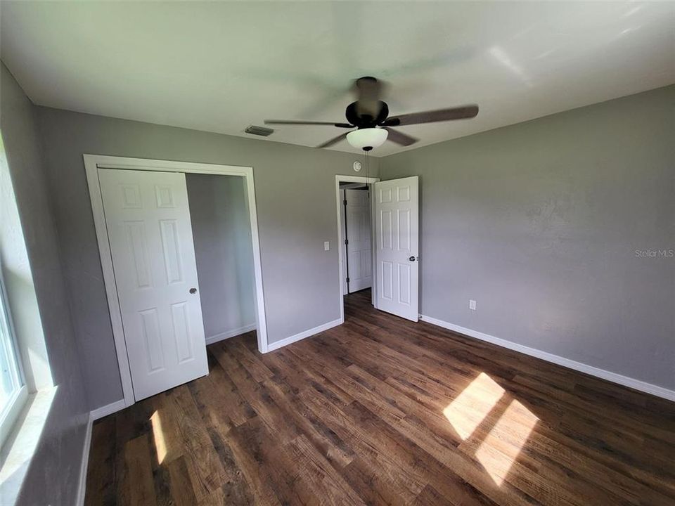 For Sale: $214,900 (3 beds, 1 baths, 1040 Square Feet)