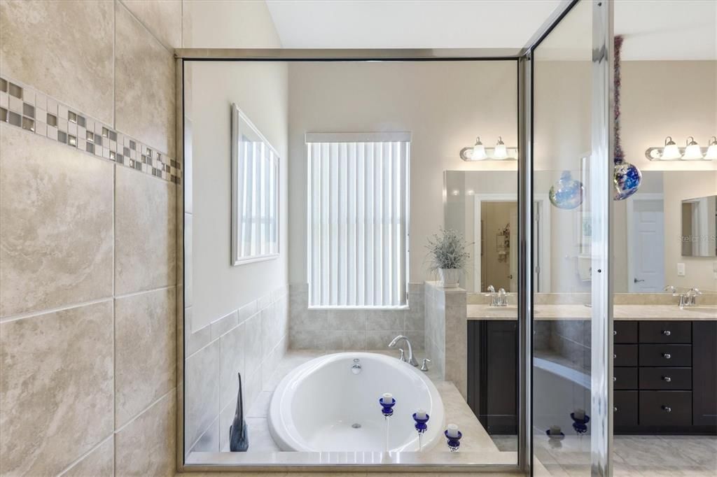 For Sale: $499,000 (3 beds, 2 baths, 2045 Square Feet)