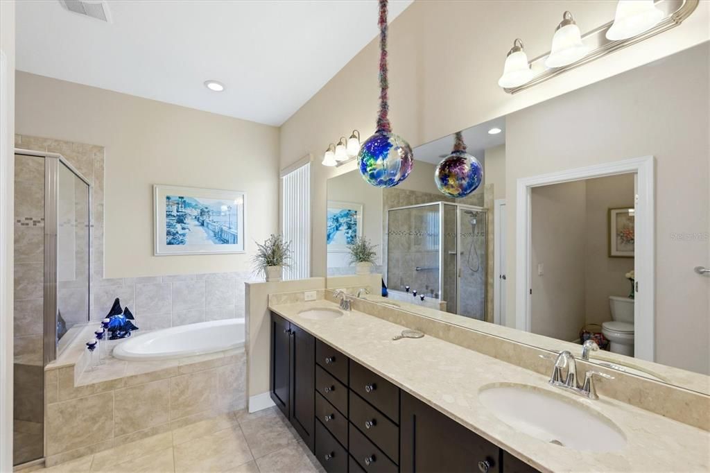 For Sale: $499,000 (3 beds, 2 baths, 2045 Square Feet)
