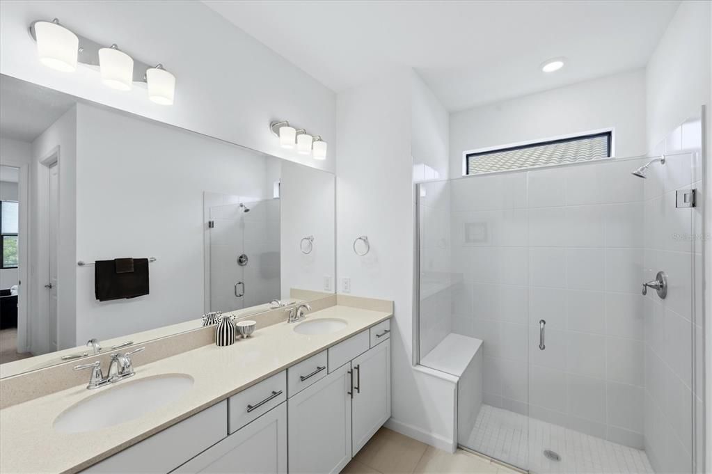 For Sale: $665,000 (3 beds, 2 baths, 1645 Square Feet)
