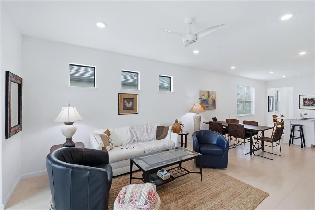 For Sale: $665,000 (3 beds, 2 baths, 1645 Square Feet)