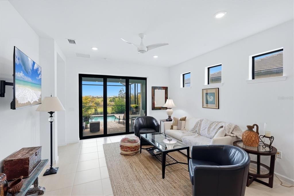 For Sale: $665,000 (3 beds, 2 baths, 1645 Square Feet)