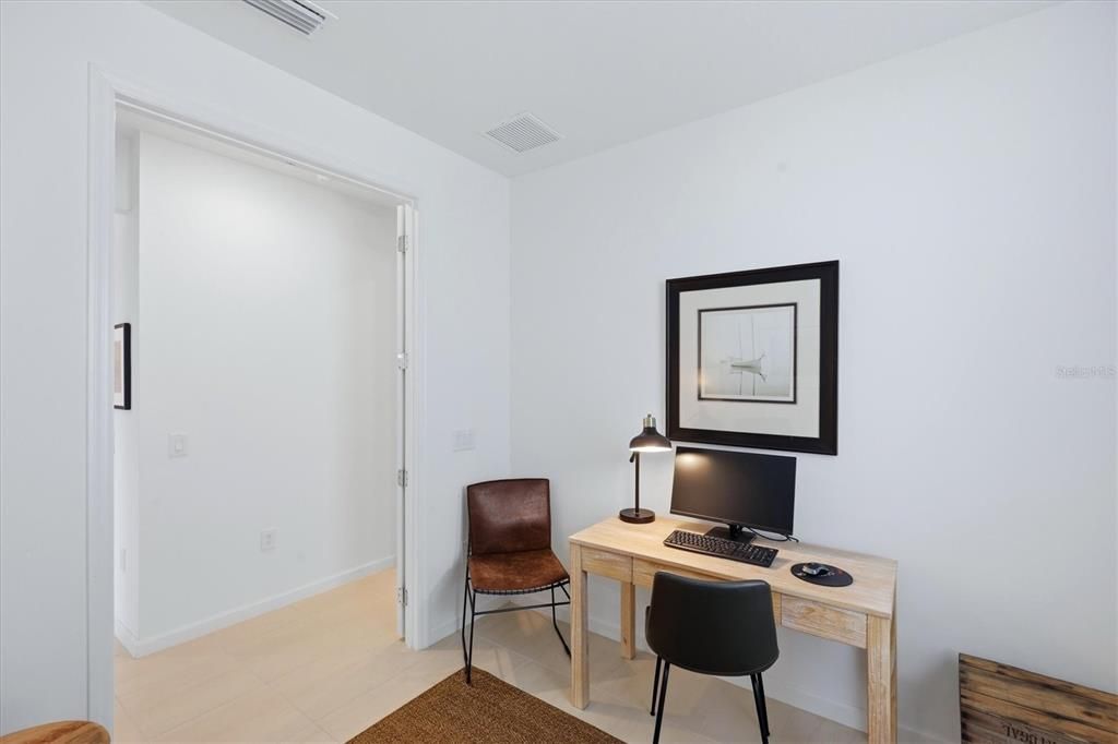 For Sale: $665,000 (3 beds, 2 baths, 1645 Square Feet)