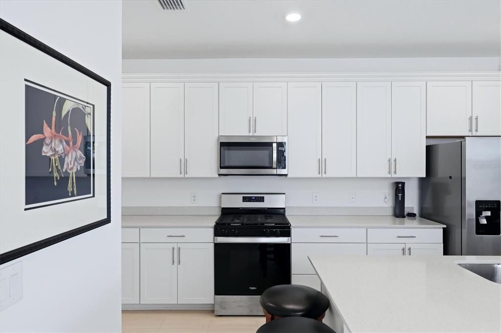 For Sale: $665,000 (3 beds, 2 baths, 1645 Square Feet)