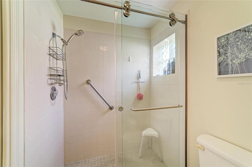 En Venta: $375,000 (2 camas, 2 baños, 1442 Pies cuadrados)
