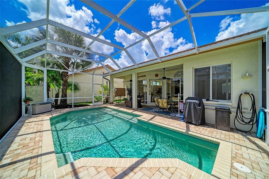 En Venta: $375,000 (2 camas, 2 baños, 1442 Pies cuadrados)