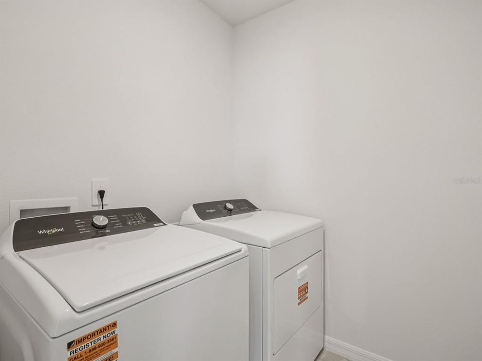 En Venta: $286,000 (3 camas, 2 baños, 1695 Pies cuadrados)