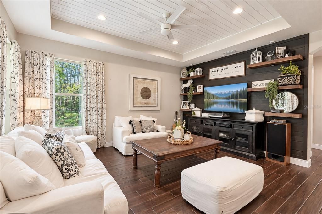Active With Contract: $649,000 (3 beds, 2 baths, 1915 Square Feet)