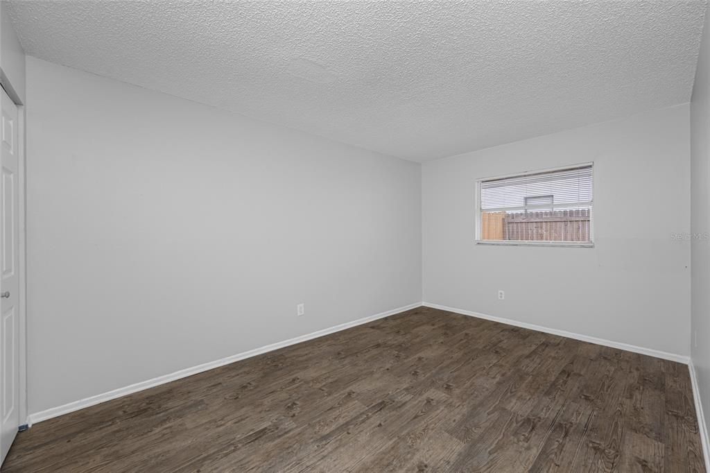 For Rent: $1,355 (2 beds, 1 baths, 700 Square Feet)