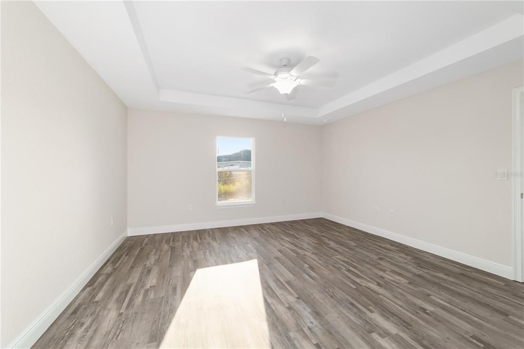 En Venta: $278,000 (3 camas, 2 baños, 1453 Pies cuadrados)