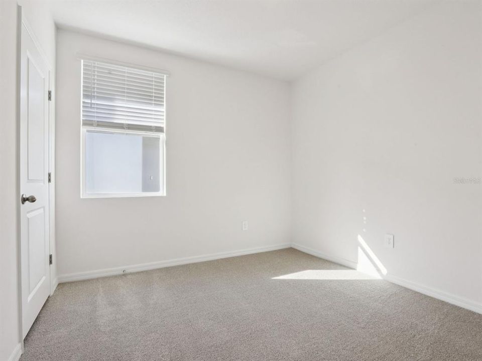En Venta: $316,600 (4 camas, 2 baños, 1607 Pies cuadrados)