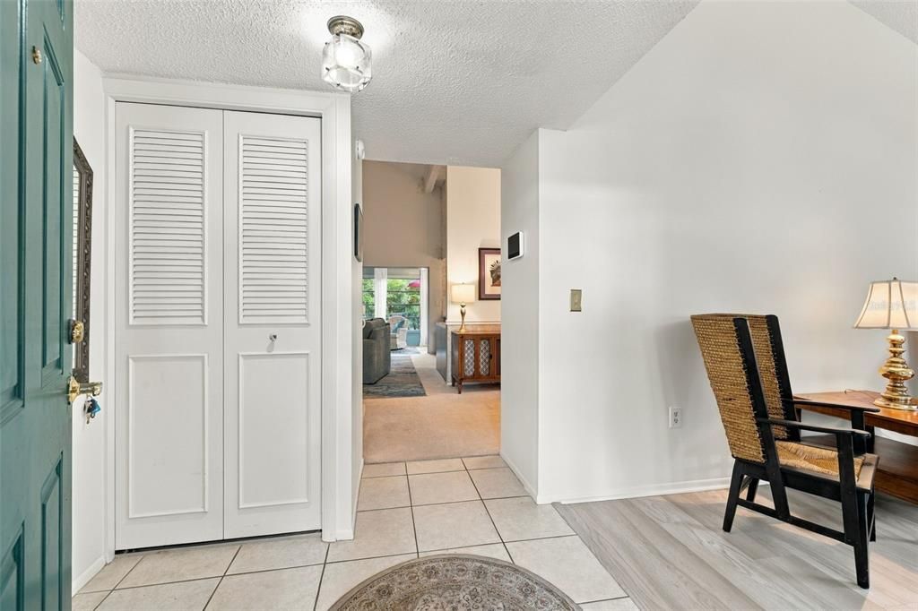 For Sale: $215,000 (2 beds, 2 baths, 1670 Square Feet)