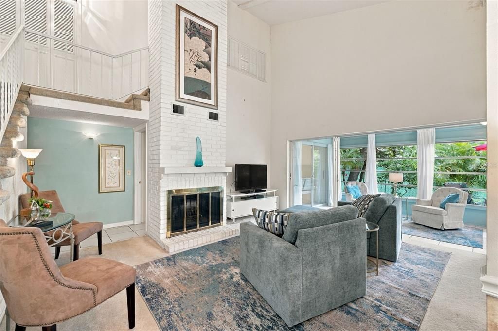 For Sale: $215,000 (2 beds, 2 baths, 1670 Square Feet)