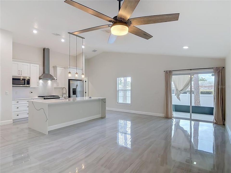 For Sale: $369,900 (3 beds, 2 baths, 1632 Square Feet)
