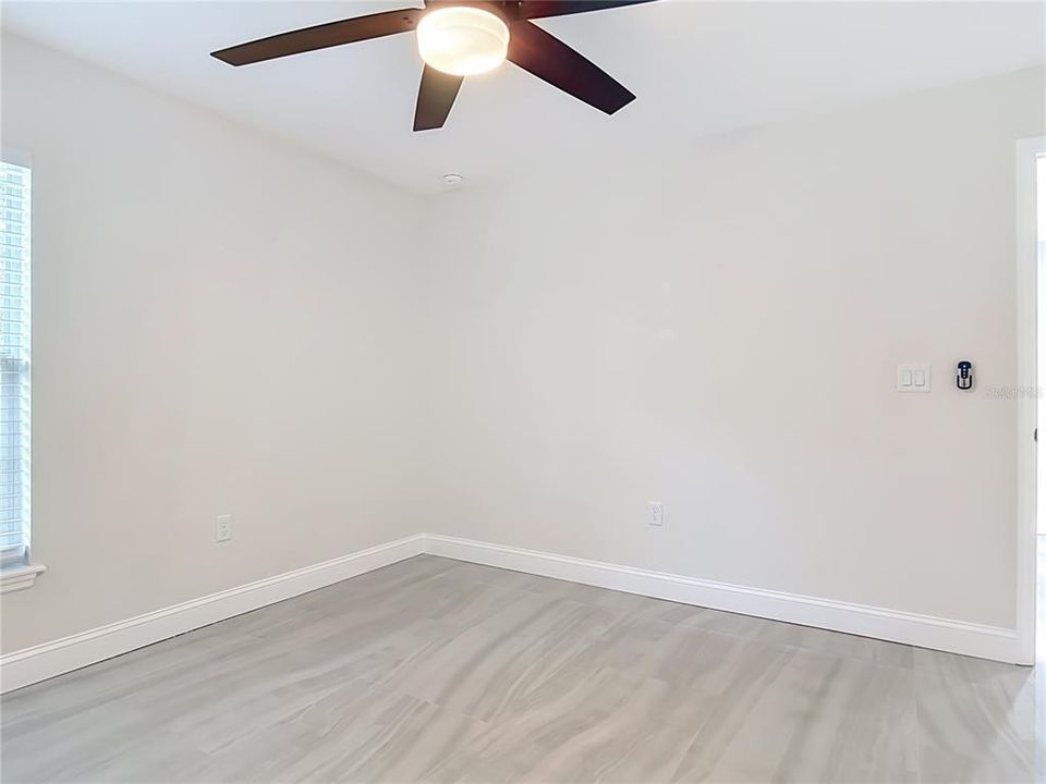 For Sale: $369,900 (3 beds, 2 baths, 1632 Square Feet)
