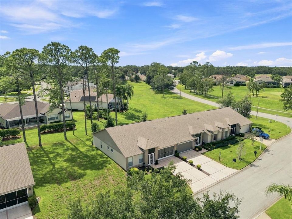 For Sale: $249,900 (2 beds, 2 baths, 1303 Square Feet)