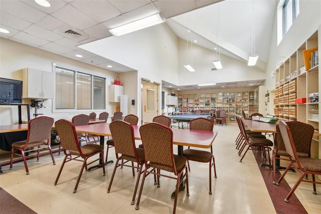 For Sale: $249,900 (2 beds, 2 baths, 1303 Square Feet)