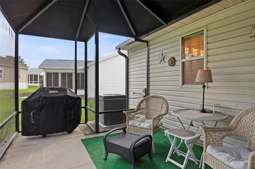 For Sale: $319,000 (2 beds, 2 baths, 1248 Square Feet)