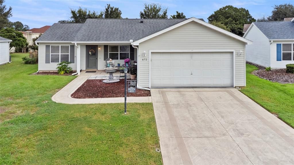 For Sale: $319,000 (2 beds, 2 baths, 1248 Square Feet)