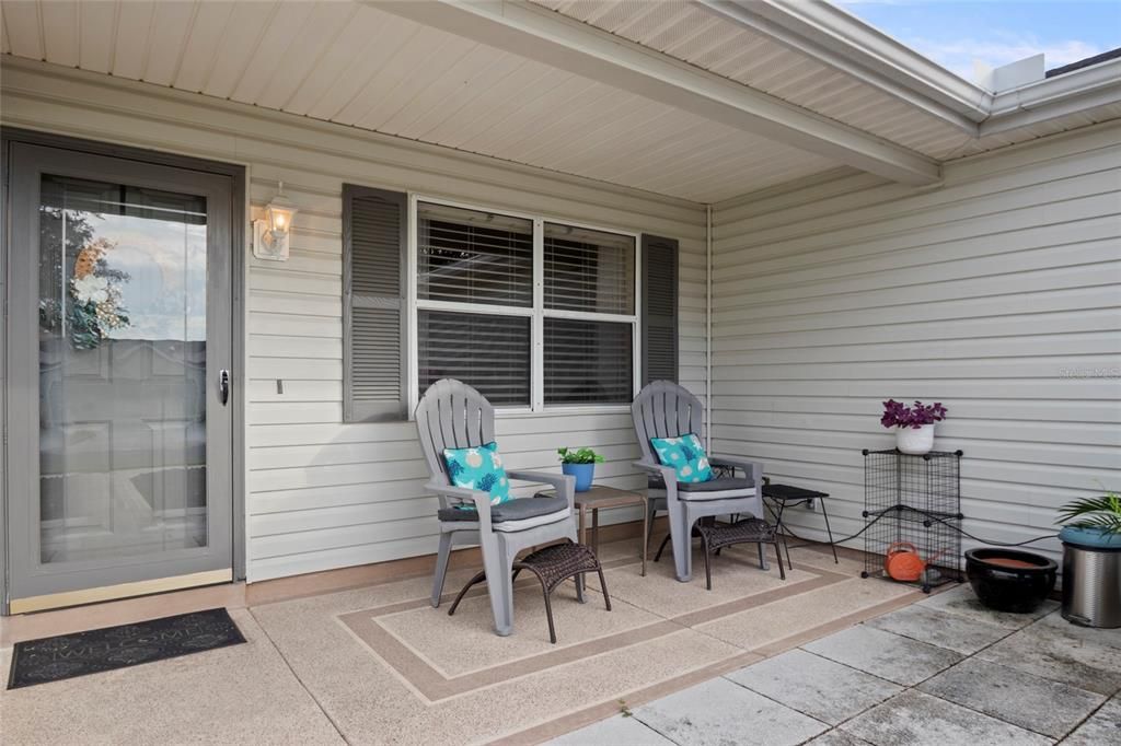 For Sale: $319,000 (2 beds, 2 baths, 1248 Square Feet)