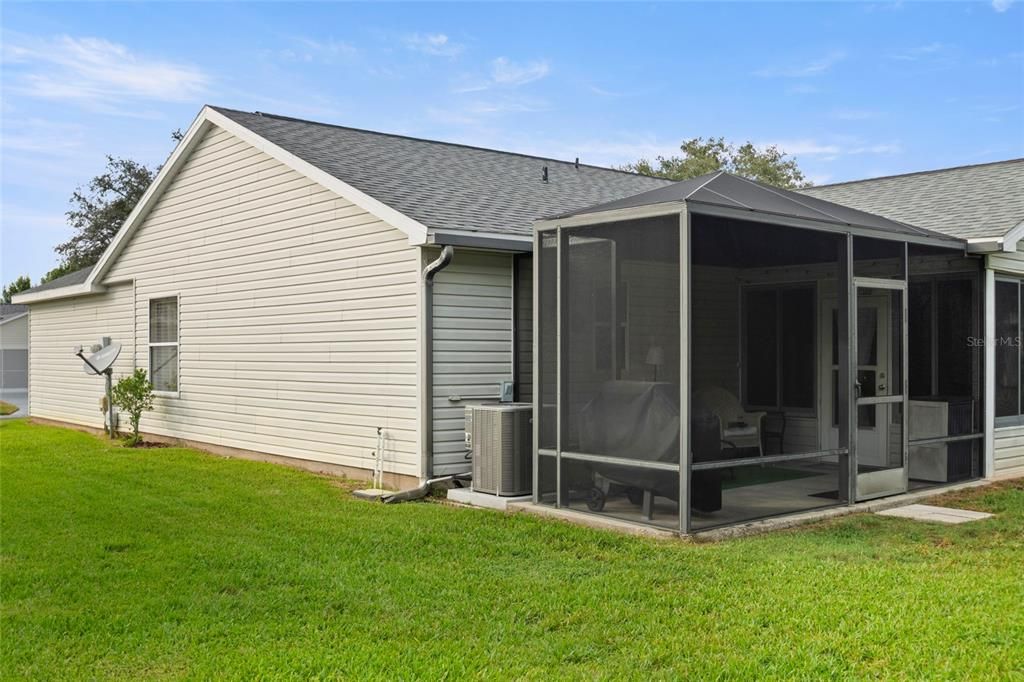 For Sale: $319,000 (2 beds, 2 baths, 1248 Square Feet)