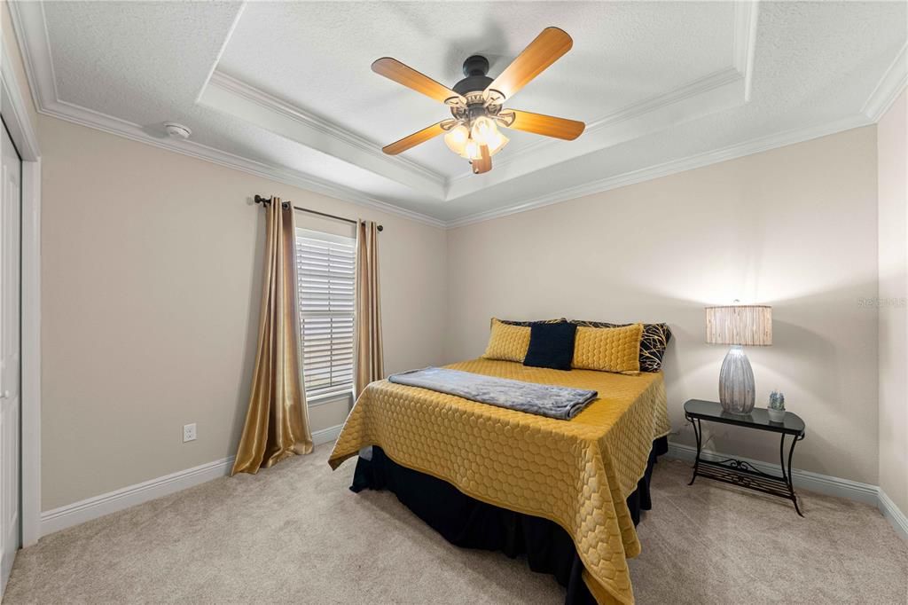 For Sale: $452,900 (3 beds, 2 baths, 2292 Square Feet)