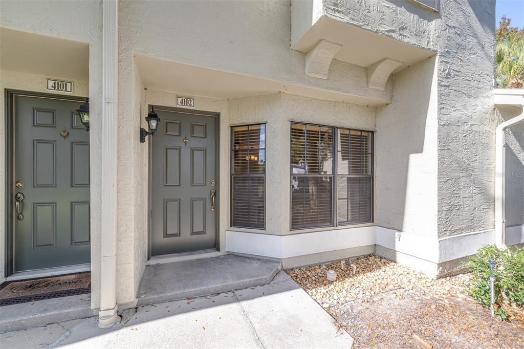 出租: $1,550 (2 贝兹, 2 浴室, 1185 平方英尺)