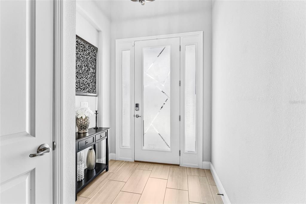 For Sale: $385,000 (3 beds, 2 baths, 1806 Square Feet)