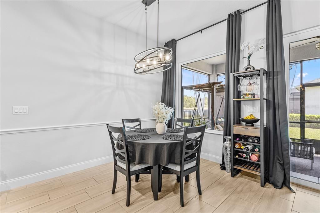 For Sale: $385,000 (3 beds, 2 baths, 1806 Square Feet)