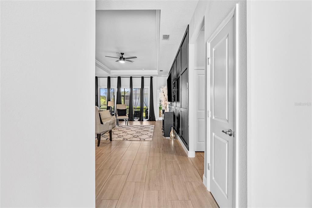 For Sale: $385,000 (3 beds, 2 baths, 1806 Square Feet)