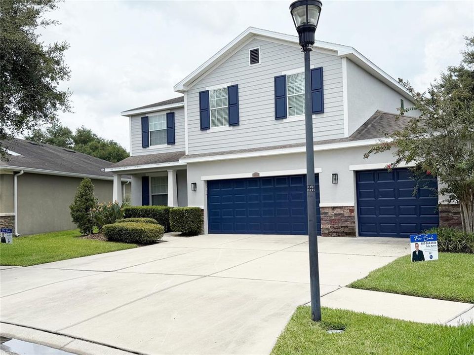 For Rent: $2,950 (4 beds, 2 baths, 2486 Square Feet)