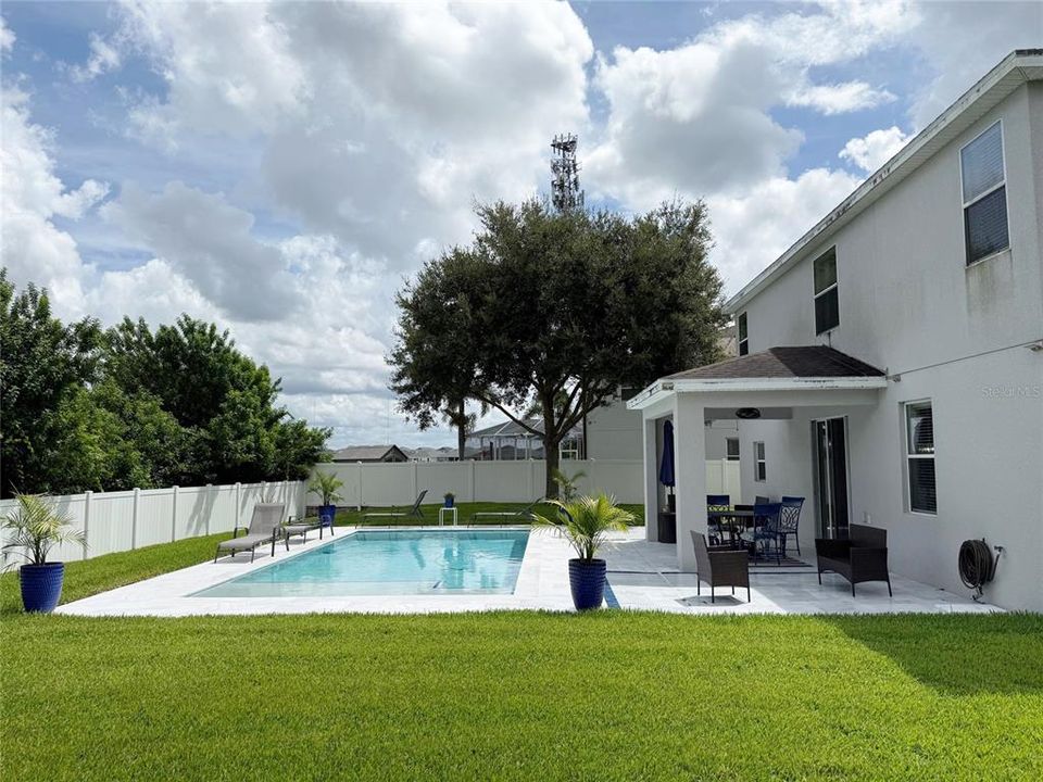For Rent: $2,950 (4 beds, 2 baths, 2486 Square Feet)