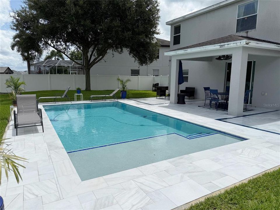 For Rent: $2,950 (4 beds, 2 baths, 2486 Square Feet)