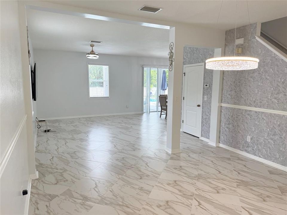 For Rent: $2,950 (4 beds, 2 baths, 2486 Square Feet)