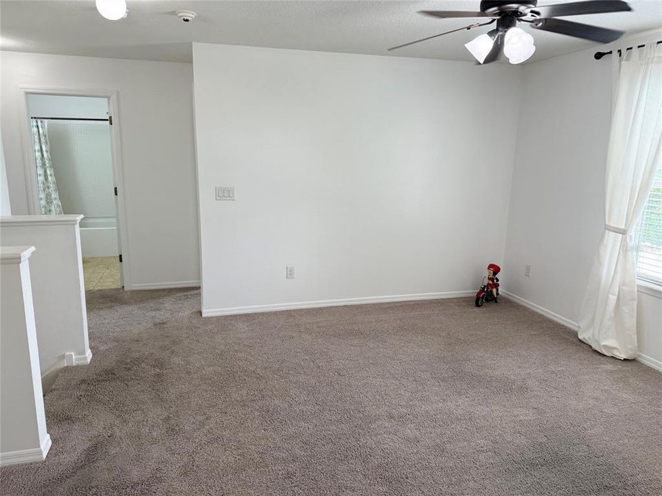 For Rent: $2,950 (4 beds, 2 baths, 2486 Square Feet)