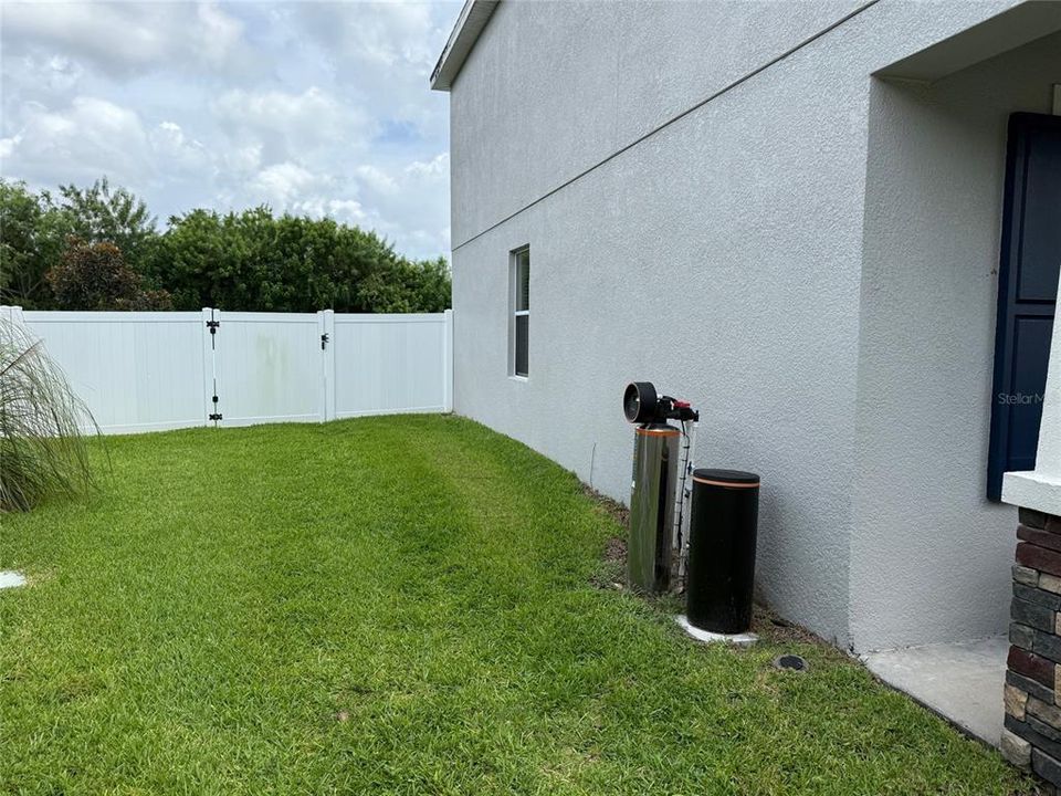 For Rent: $2,950 (4 beds, 2 baths, 2486 Square Feet)