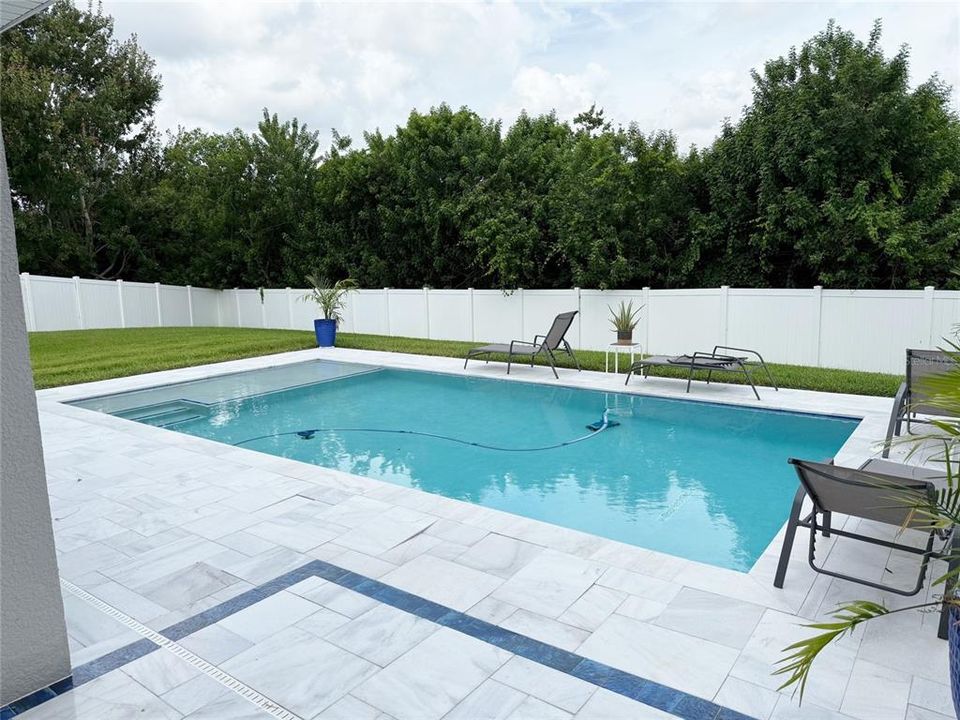For Rent: $2,950 (4 beds, 2 baths, 2486 Square Feet)