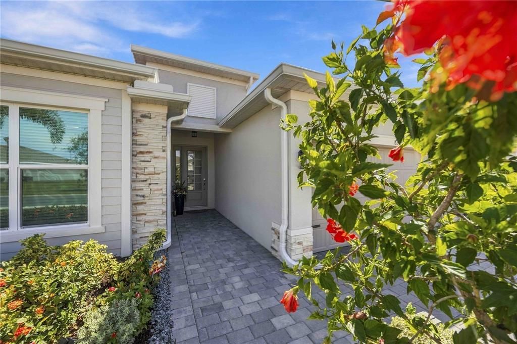 For Sale: $439,900 (4 beds, 2 baths, 2239 Square Feet)