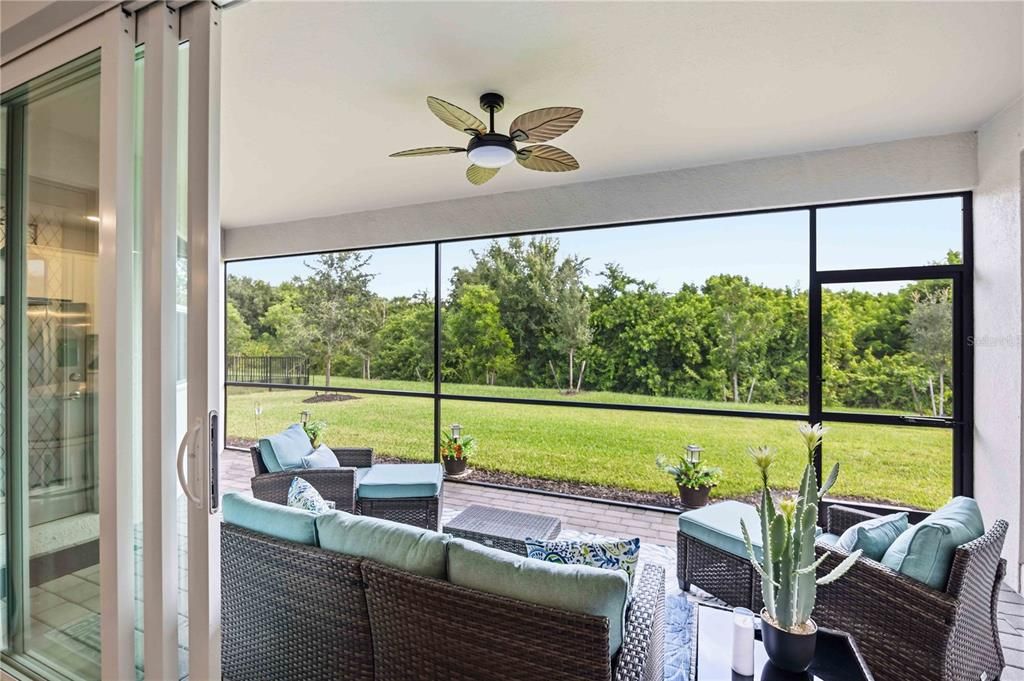 For Sale: $439,900 (4 beds, 2 baths, 2239 Square Feet)