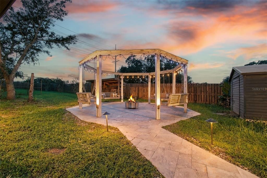 For Sale: $949,000 (5 beds, 3 baths, 3353 Square Feet)