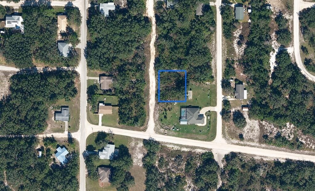 На продажу: $13,500 (0.28 acres)