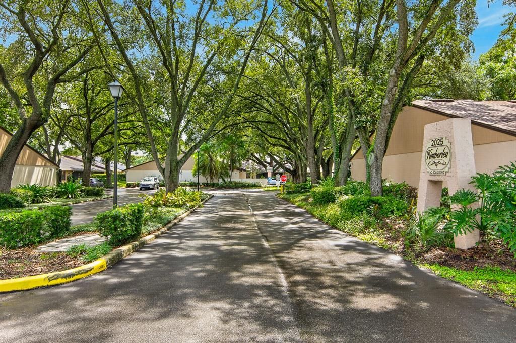For Sale: $160,000 (2 beds, 2 baths, 1605 Square Feet)