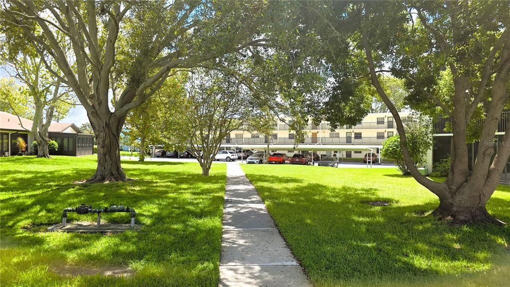 For Sale: $229,000 (2 beds, 2 baths, 1065 Square Feet)