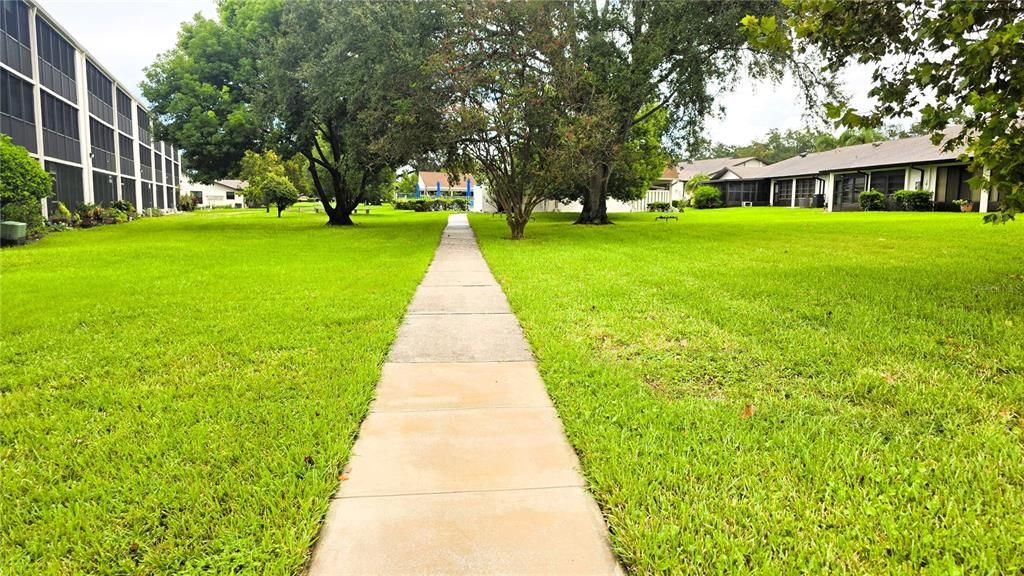 For Sale: $229,000 (2 beds, 2 baths, 1065 Square Feet)