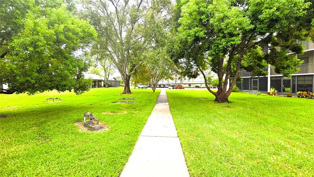 For Sale: $229,000 (2 beds, 2 baths, 1065 Square Feet)
