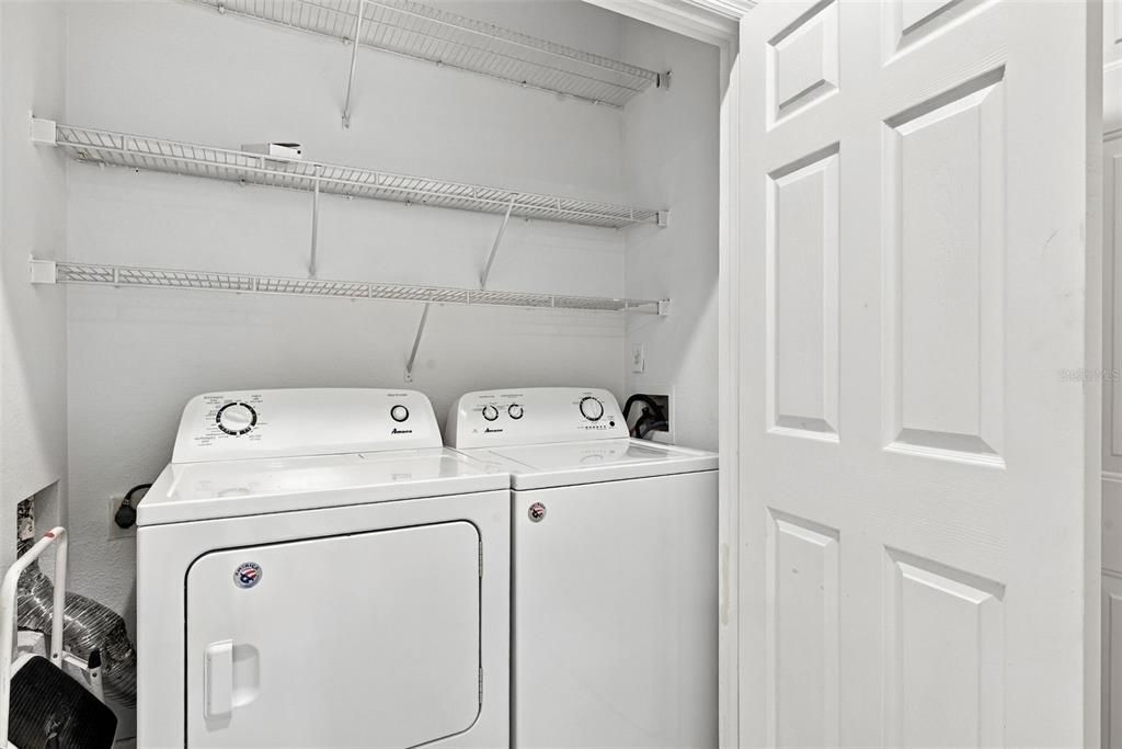 For Sale: $205,000 (2 beds, 2 baths, 1050 Square Feet)