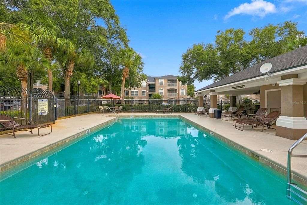For Sale: $205,000 (2 beds, 2 baths, 1050 Square Feet)