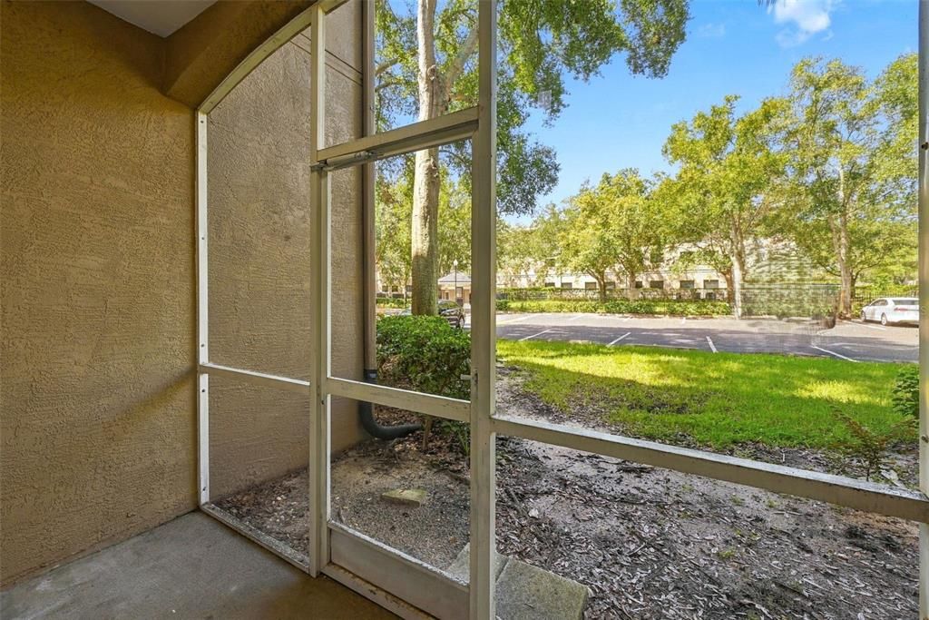 For Sale: $205,000 (2 beds, 2 baths, 1050 Square Feet)