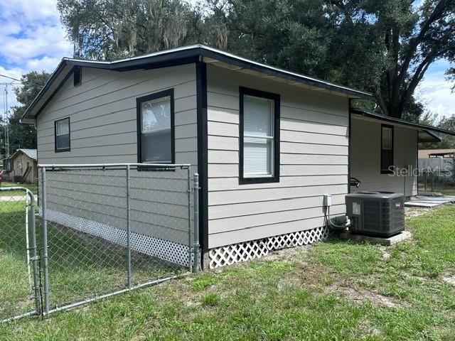 В аренду: $1,400 (3 спален, 1 ванн, 792 Квадратных фут)