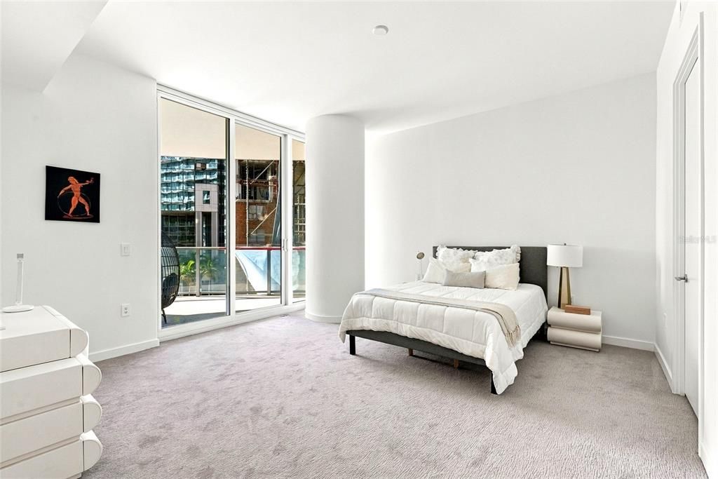 En Venta: $1,999,999 (2 camas, 2 baños, 2424 Pies cuadrados)
